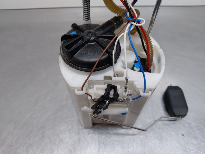 Recambio de aforador para volkswagen polo life referencia OEM IAM   