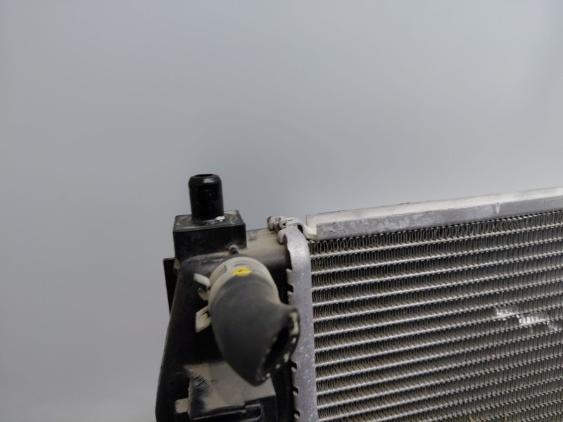 Recambio de radiador agua para toyota c-hr hybrid referencia OEM IAM 164000T371  