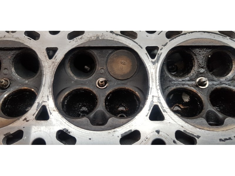 Recambio de culata para kia sportage basic 2wd referencia OEM IAM 221102B755  