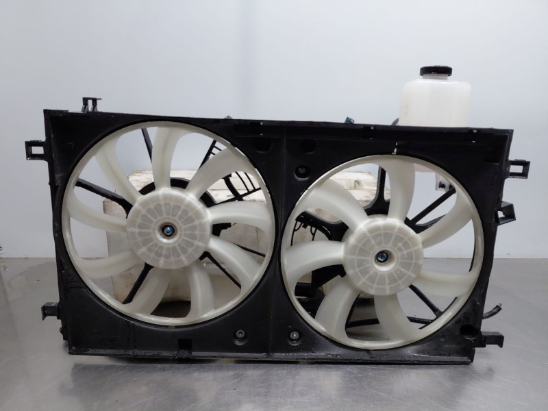 Recambio de electroventilador para toyota c-hr hybrid referencia OEM IAM 163630T200 163630T190 