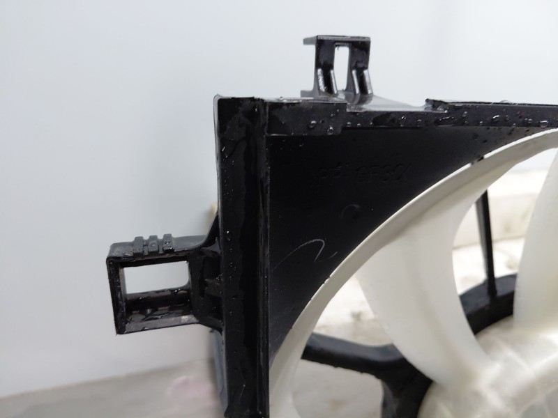 Recambio de electroventilador para toyota c-hr hybrid referencia OEM IAM 163630T200 163630T190 