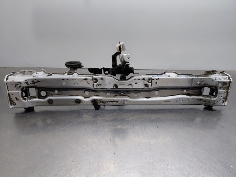 Recambio de travesaño superior para toyota corolla (e21) hybrid referencia OEM IAM   