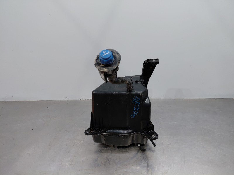 Recambio de deposito aditivo adblue fap ( deposito grande ) para mercedes-benz sprinter iii furgón fwd kl3a4 referencia OEM IAM 