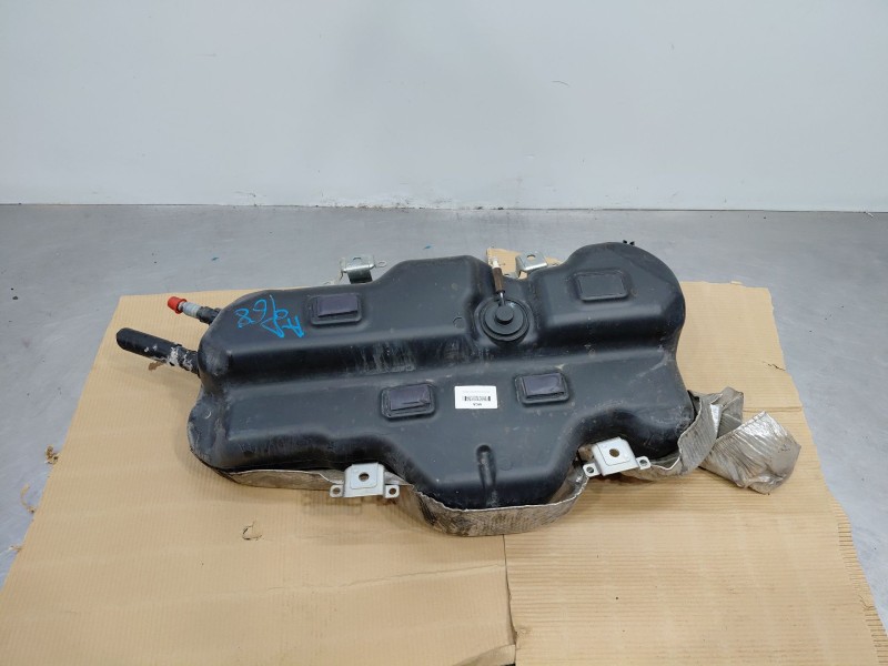 Recambio de deposito aditivo adblue fap ( deposito grande ) para fiat ducato furgón multijet referencia OEM IAM   