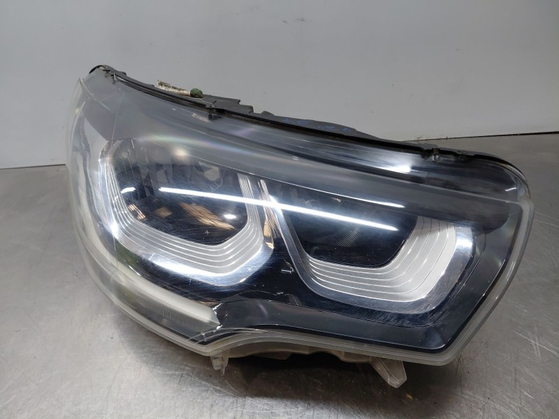 Recambio de faro derecho para citroën c4 ii (nc_) 1.6 bluehdi 100 referencia OEM IAM   