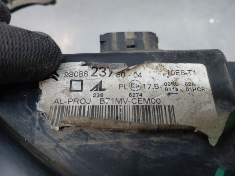 Recambio de faro derecho para citroën c4 ii (nc_) 1.6 bluehdi 100 referencia OEM IAM   