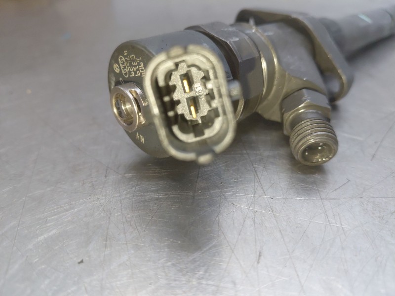 Recambio de inyector para peugeot 607 (9d, 9u) 2.2 hdi referencia OEM IAM   