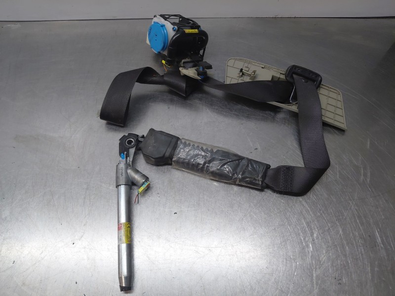 Recambio de cinturon seguridad delantero izquierdo para kia carens ( ) drive referencia OEM IAM   