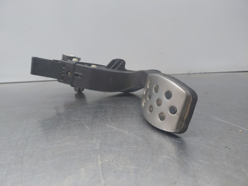 Recambio de pedal embrague para opel corsa e design referencia OEM IAM   