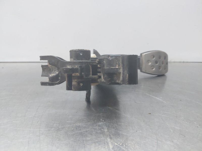 Recambio de pedal embrague para opel corsa e design referencia OEM IAM   