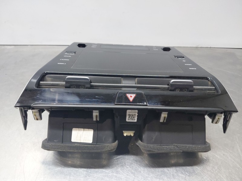 Recambio de pantalla multifuncion para hyundai tucson tecno sky referencia OEM IAM   