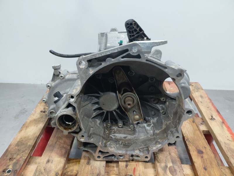 Recambio de caja cambios para volkswagen polo life referencia OEM IAM USM 0DF300045L 0DF300045LX