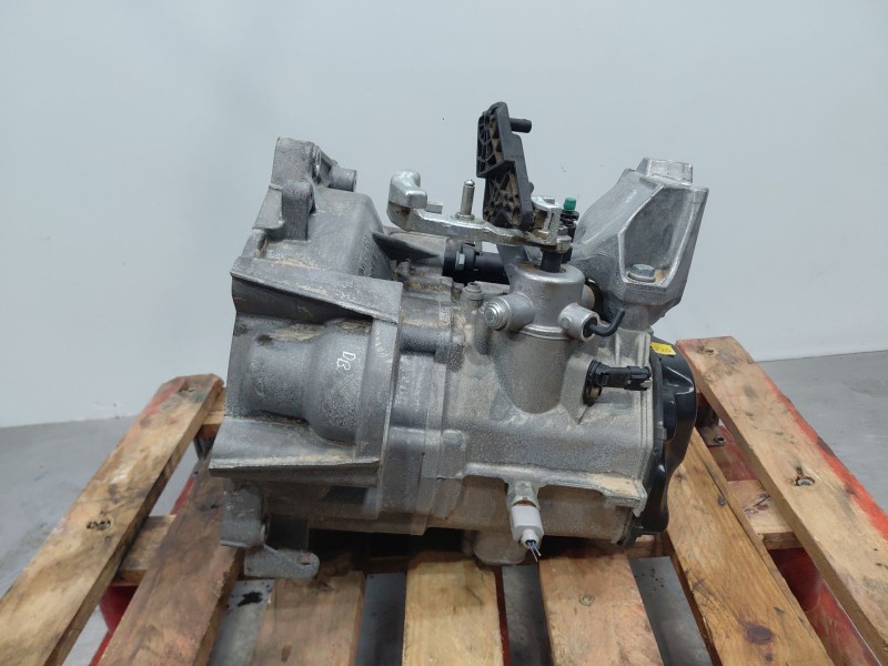 Recambio de caja cambios para volkswagen polo life referencia OEM IAM USM 0DF300045L 0DF300045LX