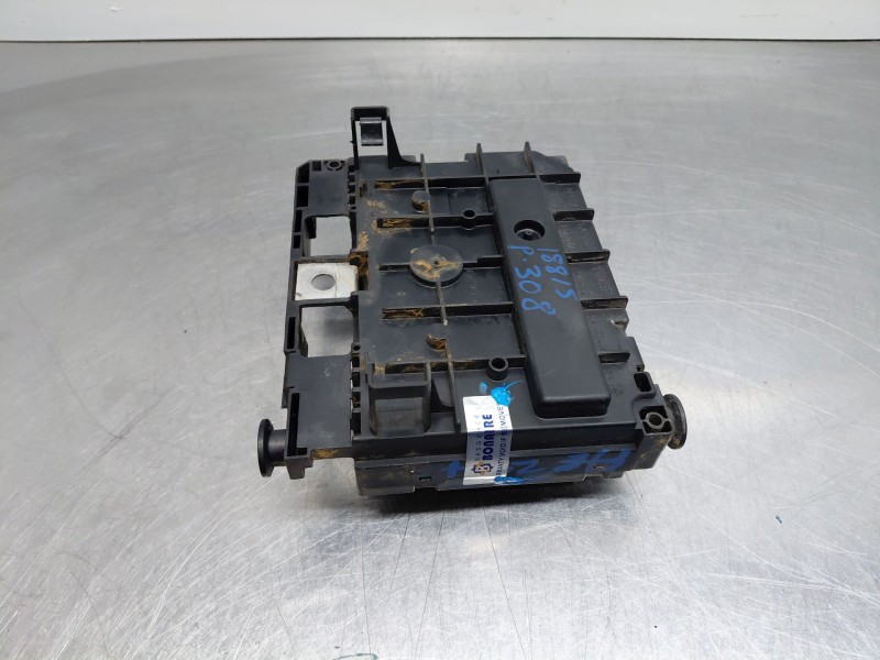 Recambio de caja reles / fusibles para peugeot 308 allure referencia OEM IAM   