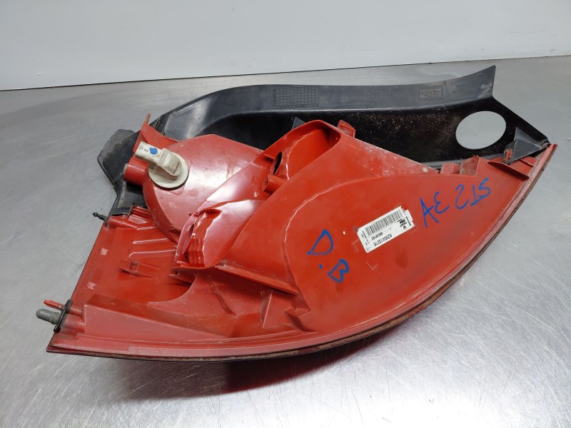 Recambio de piloto trasero derecho para renault megane ii berlina 5p authentique referencia OEM IAM   