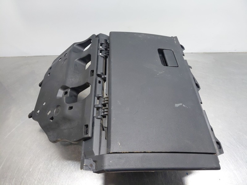 Recambio de guantera para toyota corolla (e21) hybrid referencia OEM IAM 5555002520C0  