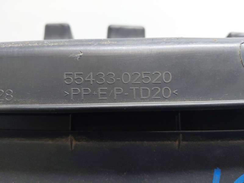 Recambio de guantera para toyota corolla (e21) hybrid referencia OEM IAM 5555002520C0  