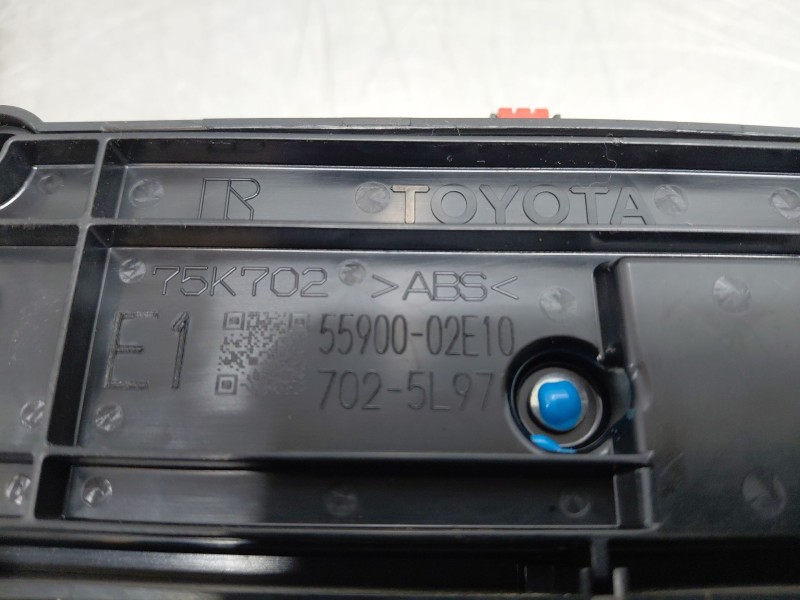 Recambio de mando climatizador para toyota corolla (e21) hybrid referencia OEM IAM 5590002E10  
