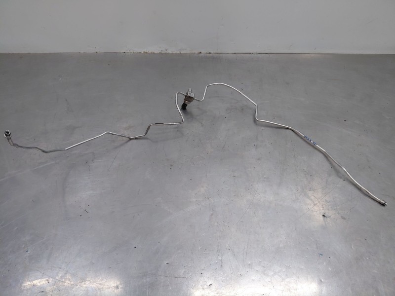 Recambio de tubos aire acondicionado para toyota corolla (e21) hybrid referencia OEM IAM 8871002E00  