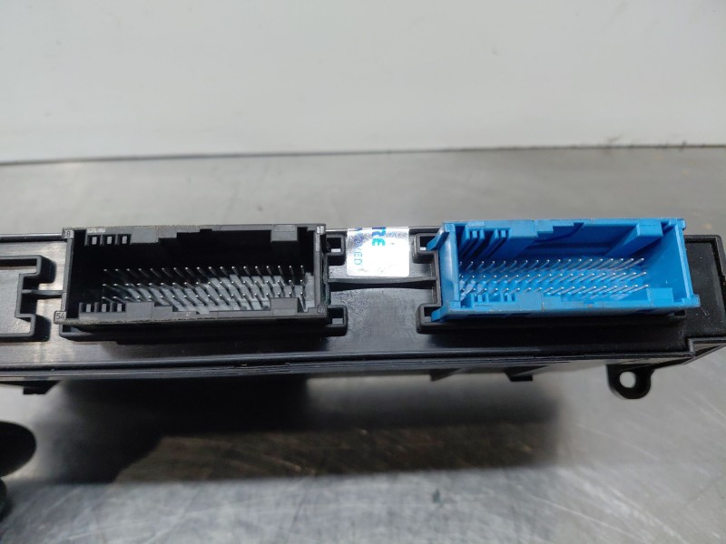 Recambio de modulo confort para bmw x1 (e84) xdrive 18 d referencia OEM IAM   
