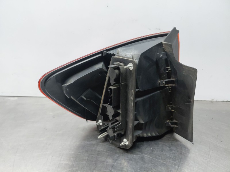 Recambio de piloto trasero derecho para bmw x1 (e84) xdrive 18 d referencia OEM IAM   