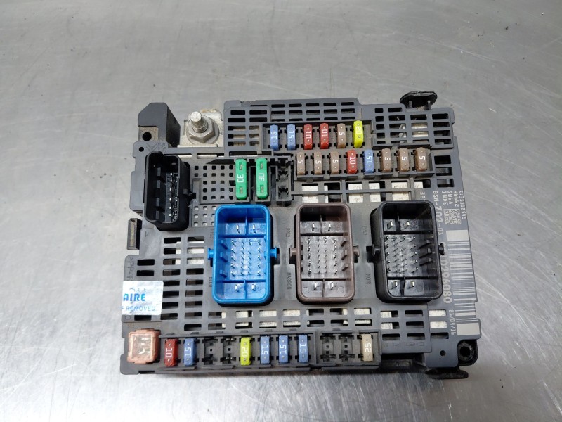 Recambio de caja reles / fusibles para citroën c4 ii (nc_) 1.6 bluehdi 100 referencia OEM IAM   