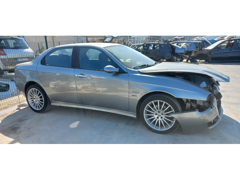 alfa romeo 156 del año 2005