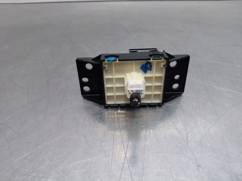 Recambio de palanca freno de mano para toyota corolla (e21) hybrid referencia OEM IAM   