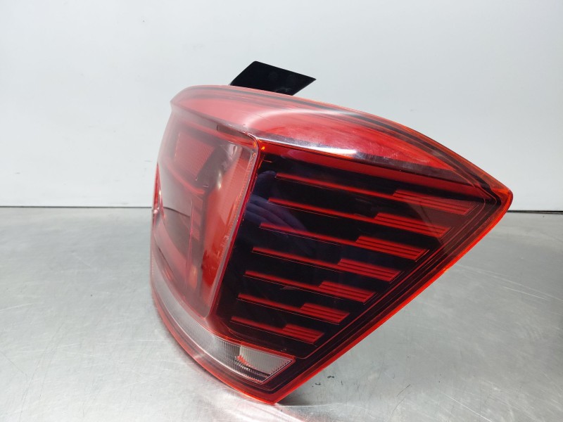 Recambio de piloto trasero derecho para volkswagen polo life referencia OEM IAM 2G0945096B  