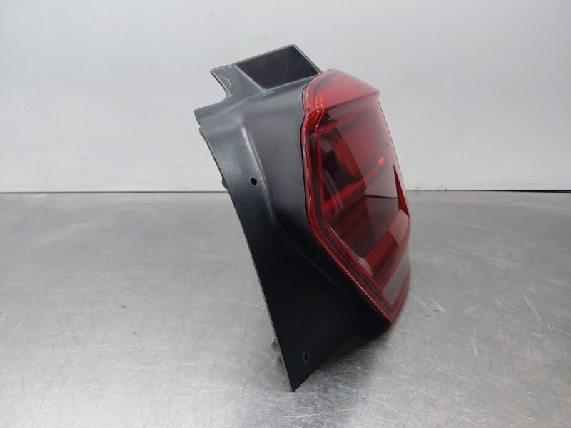 Recambio de piloto trasero derecho para volkswagen polo life referencia OEM IAM 2G0945096B  