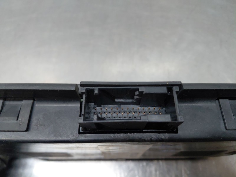 Recambio de modulo confort para bmw x1 (e84) xdrive 18 d referencia OEM IAM   