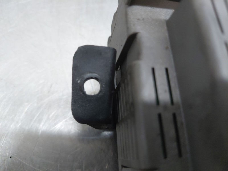 Recambio de caja reles / fusibles para peugeot 607 (9d, 9u) 2.2 hdi referencia OEM IAM   