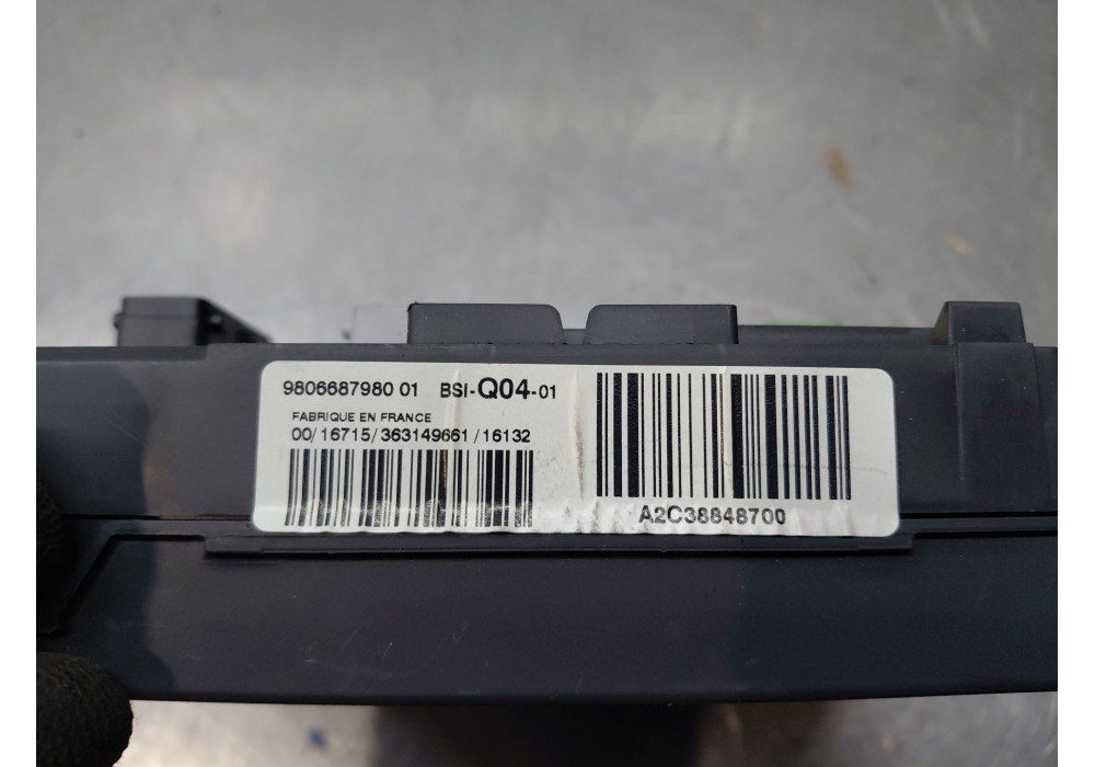 Recambio de caja reles / fusibles para citroën c4 ii (nc_) 1.6 bluehdi 100 referencia OEM IAM   