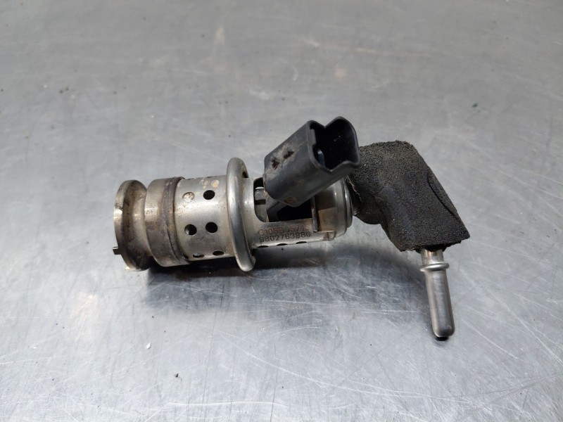 Recambio de inyector para citroën c4 ii (nc_) 1.6 bluehdi 100 referencia OEM IAM   