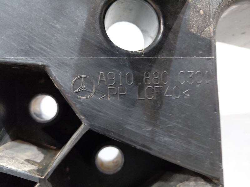 Recambio de panel frontal para mercedes-benz sprinter iii furgón fwd kl3a4 referencia OEM IAM   