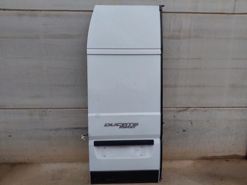 Recambio de puerta trasera izquierda para fiat ducato furgón multijet referencia OEM IAM   