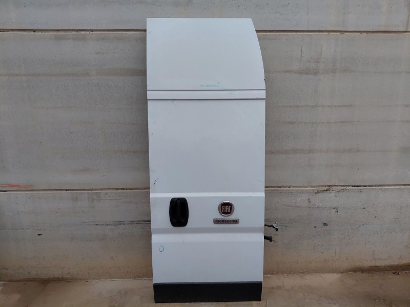 Recambio de puerta trasera derecha para fiat ducato furgón multijet referencia OEM IAM   