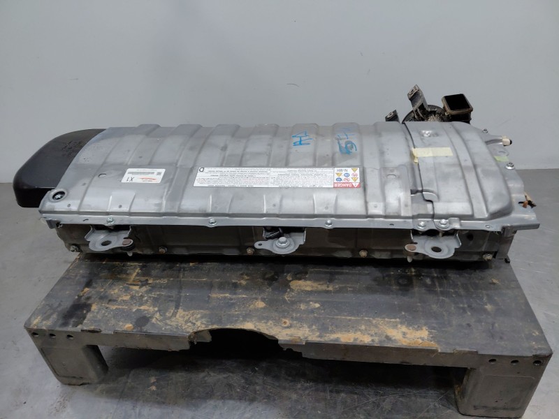 Recambio de bateria para toyota c-hr hybrid referencia OEM IAM G951047130  