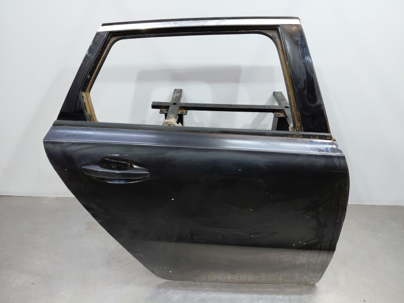 Recambio de puerta trasera derecha para peugeot 508 sw gt line referencia OEM IAM   