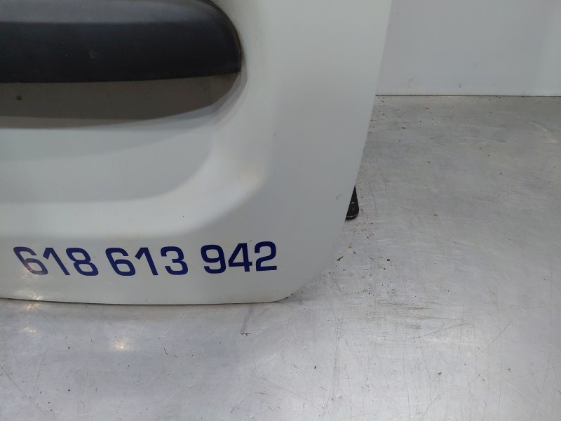 Recambio de puerta trasera derecha para dacia dokker acces referencia OEM IAM   