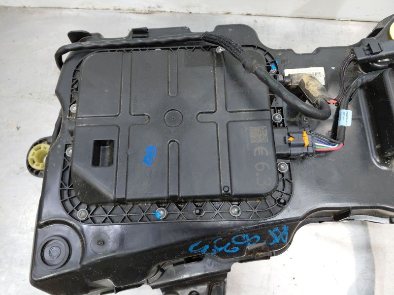 Recambio de deposito aditivo adblue fap ( deposito grande ) para peugeot rifter active pack referencia OEM IAM   