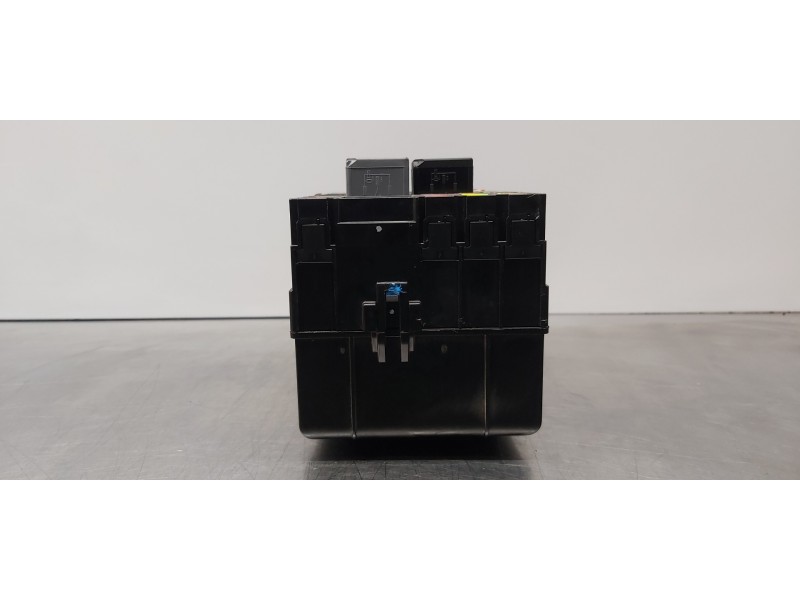 Recambio de caja reles / fusibles para ford transit custom kasten 330 l1 referencia OEM IAM BK2T14401CL BK2T14A175CA 