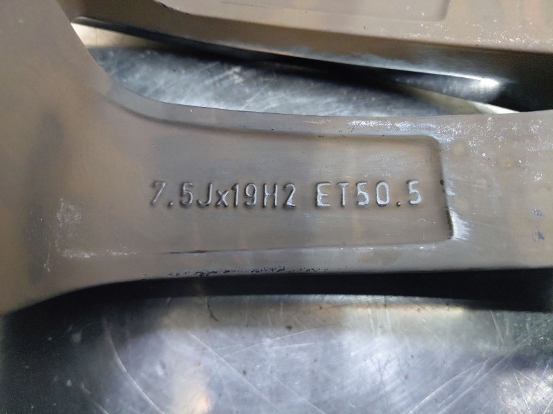 Recambio de llanta para volvo v90 kombi momentum referencia OEM IAM   