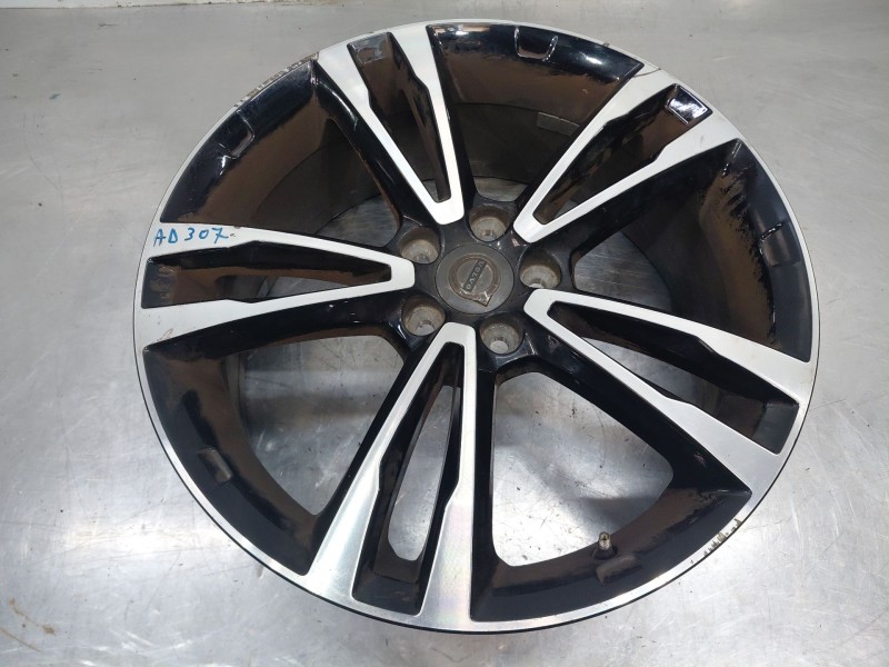 Recambio de llanta para volvo v90 kombi momentum referencia OEM IAM   