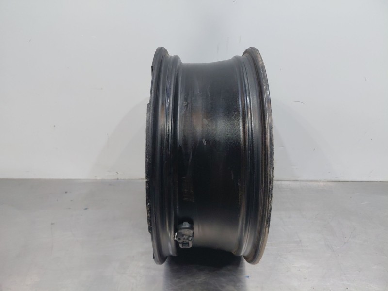 Recambio de llanta para toyota c-hr hybrid referencia OEM IAM   