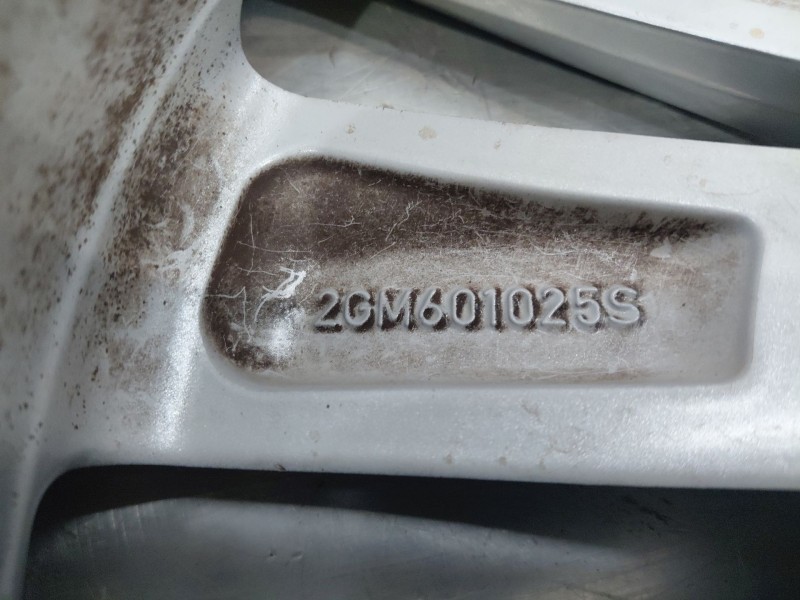 Recambio de llanta para volkswagen t-cross advance referencia OEM IAM   