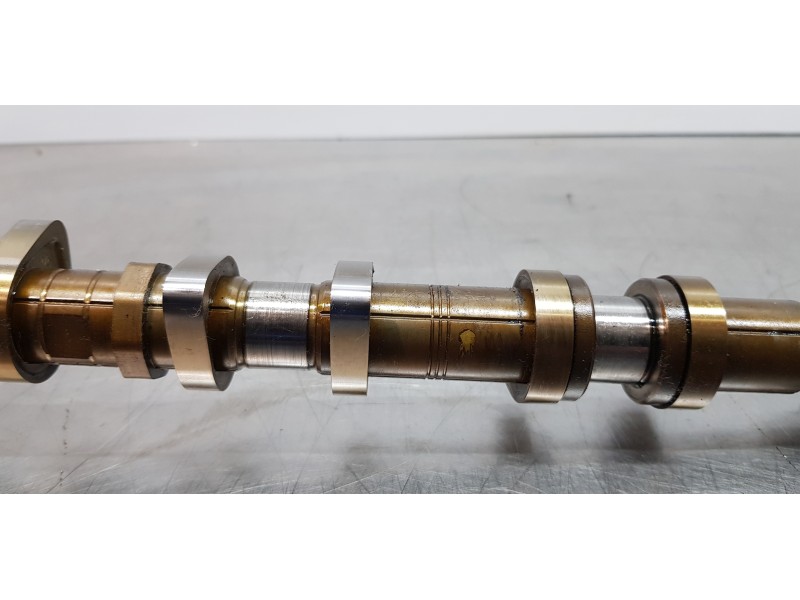 Recambio de arbol de levas para kia sportage basic 2wd referencia OEM IAM 241002B660  