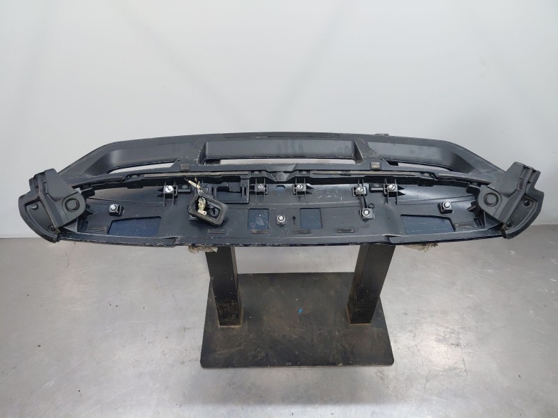 Recambio de aleron trasero para toyota c-hr hybrid referencia OEM IAM 7687110150  