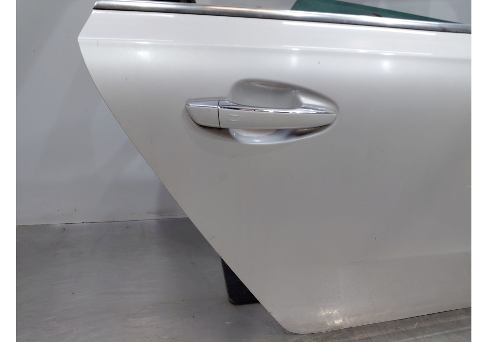 Recambio de puerta trasera derecha para peugeot 508 sw i (8e_) 2.0 bluehdi 150 referencia OEM IAM   
