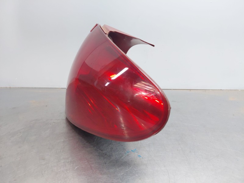 Recambio de piloto trasero derecho para peugeot 207/207+ (wa_, wc_) 1.6 hdi referencia OEM IAM   